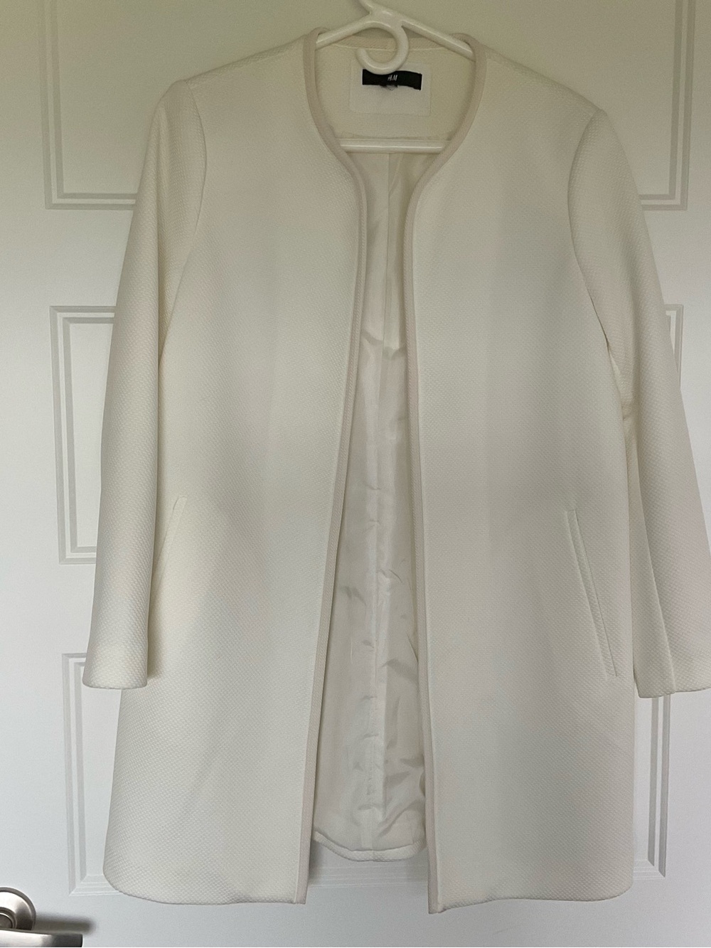(NWOT) H & M Cream Coloured Blazer